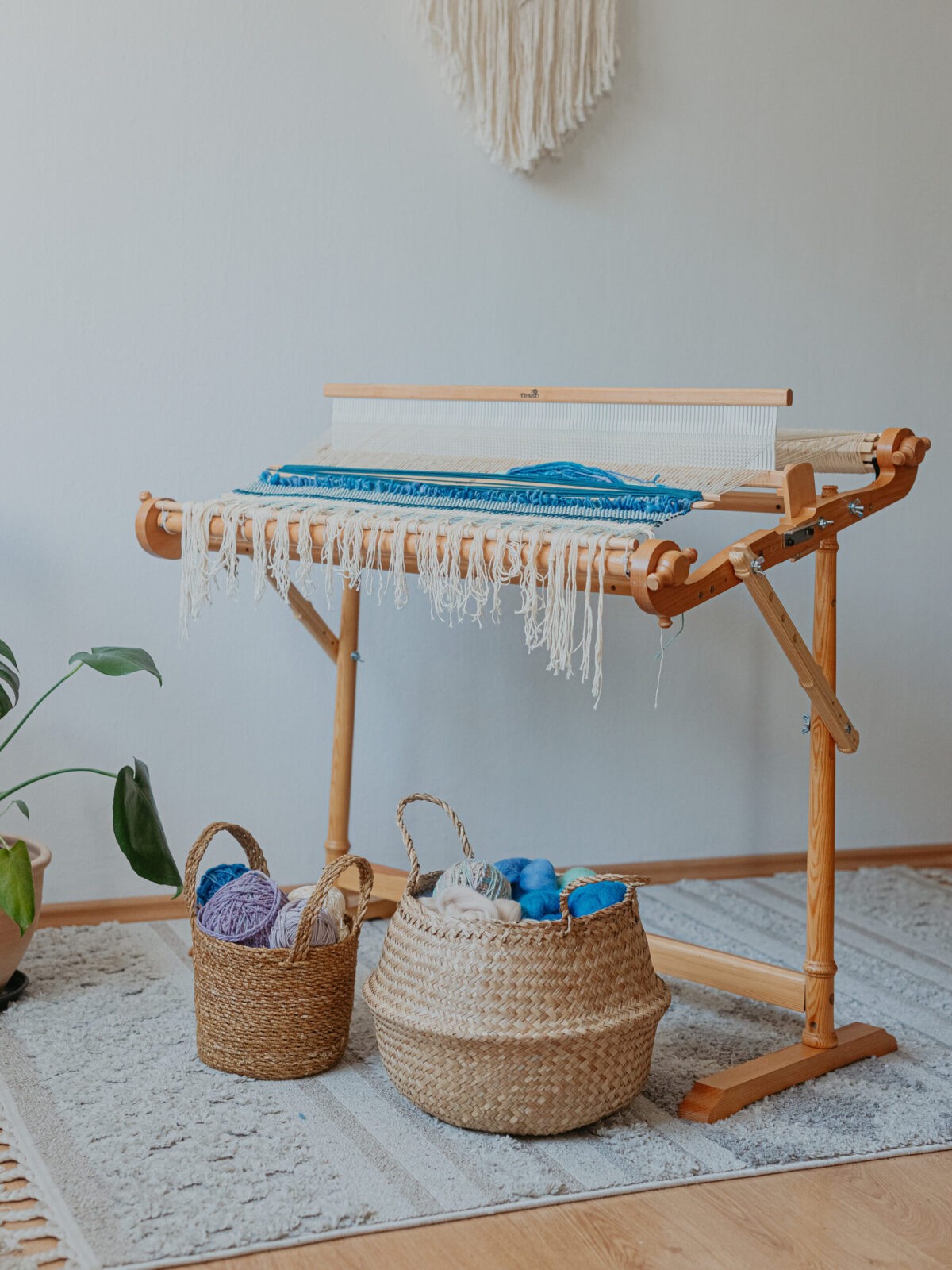 Harp Forte Loom Stand