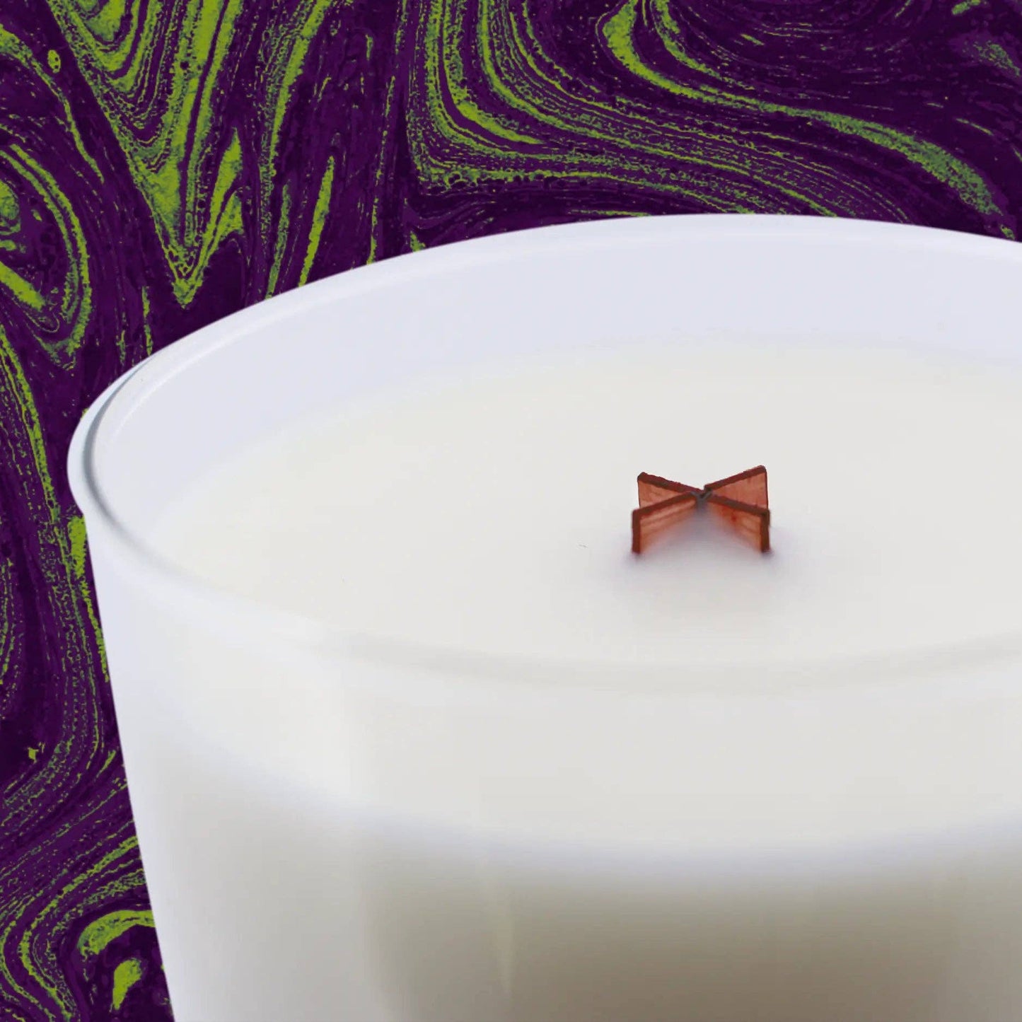 Dionysus Candle: Tart Currant, Jasmine, Grapefruit: 4 oz
